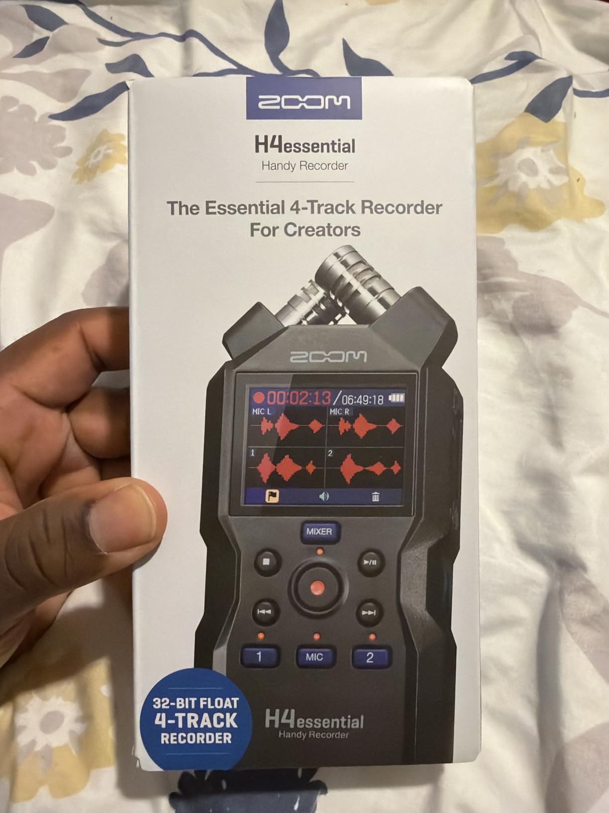 Zoom H4 Essential Handheld Recorder for Musicians, Podcasters & Filmmakers | Clip-Free Audio with 32-Bit Float, 4 Tracks, Stereo Mics, 2 XLR/TRS Inputs, USB Audio Interface customer photo 2