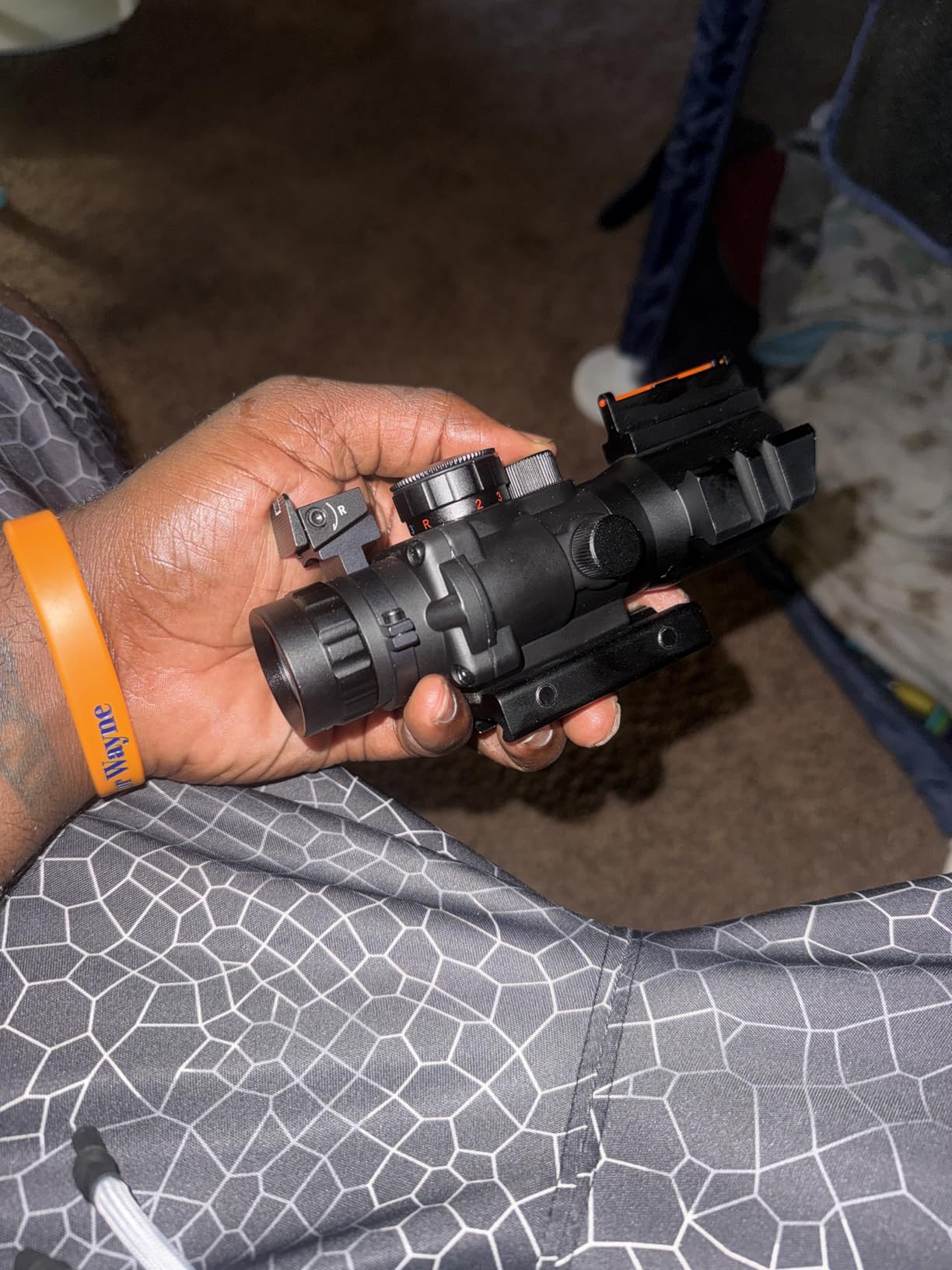 CVLIFE 4x32 Prism Rifle Scope Red & Green & Blue Illuminated Reticle Scope with Fiber Optic Sight & IIIA/2MW Laser Sight customer photo 1