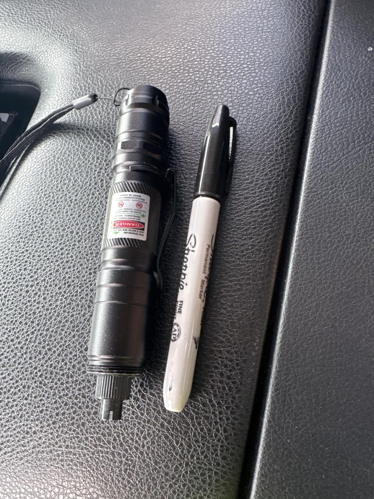 Green Laser Pointer with Adjustable Star Cap, Type-C Rechargeable | Single-dot and star patterns, metal body, pocket clip, for Outdoor Use, TV/LED/LCD Screens, Astronomy and Presentations customer photo 1