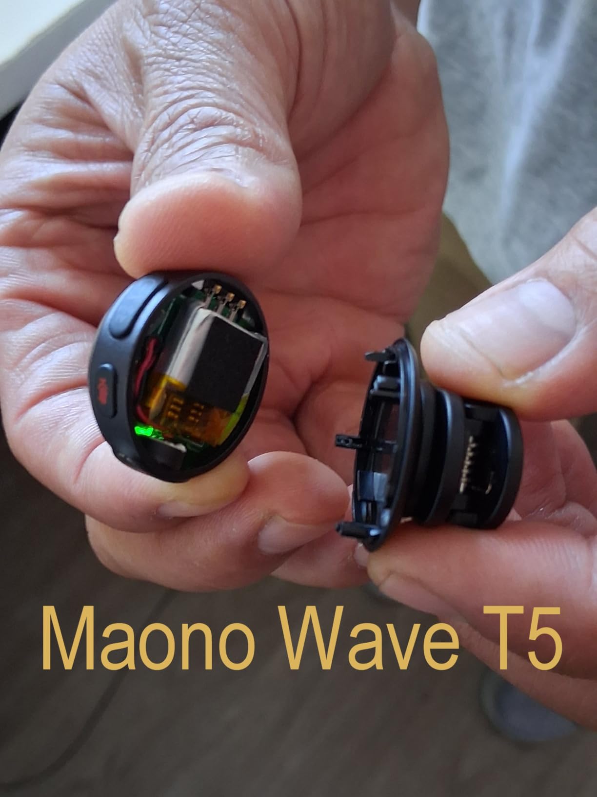 MAONO Wave T5 Wireless Lavalier Microphone for iPhone/Android/Camera/PC | Magnetic Clip on Mini Mic with AI Noise Cancelling, 4 EQ Preset, 1000FT, 40H for Podcast Stream Vlog Youtube Tiktok Video Record customer photo 1