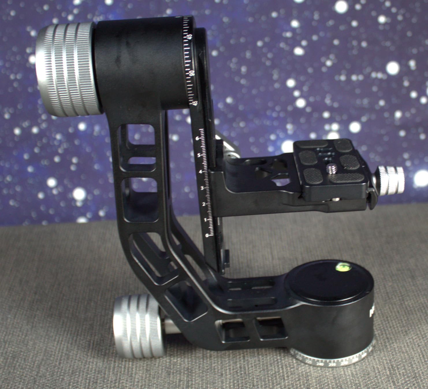 NEEWER GM102 Gimbal Head for Tripod Monopod Telephoto Lenses, 360 Degree Panoramic Camera Tripod Head, 3 Axis Adjustment, Max Load 33lb/15kg customer photo 2