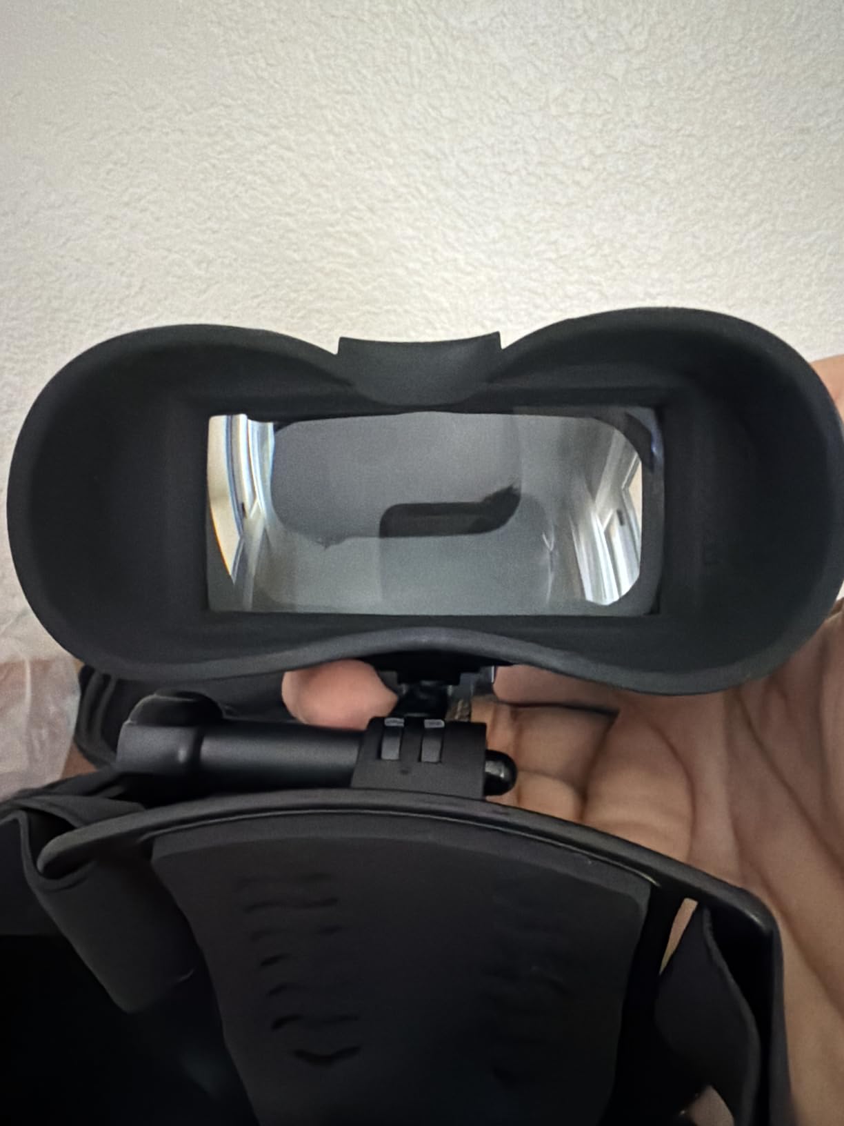 Dsoon Upgraded Rechargeable Head-Mounted Night Vision Goggles, 4K, 36MP, 1312FT Range customer photo 1