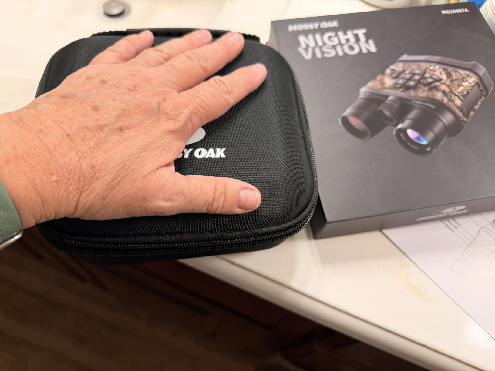 Mossy Oak 4K Night Vision Goggles, 40MP Photos, 12X Digital Zoom, 5000mAh Battery customer photo 1