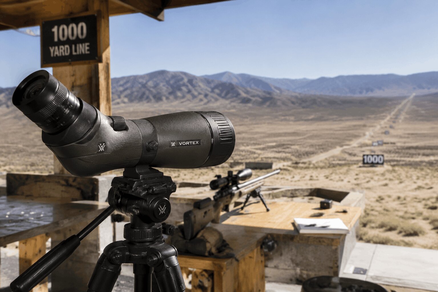 8 Best Spotting Scopes for Target Shooting at 1000 Yards